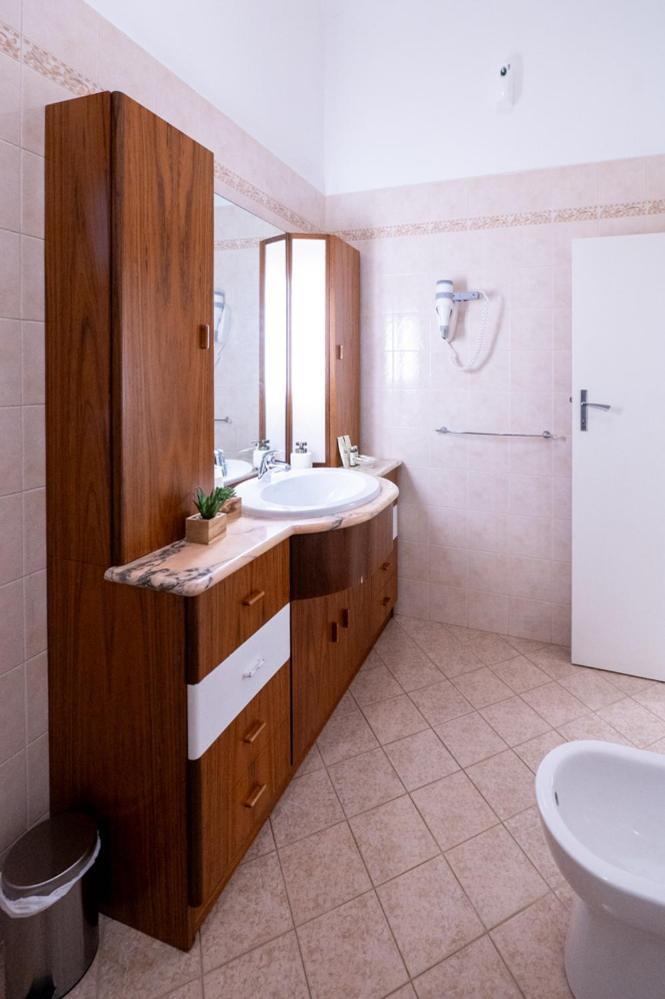 Dea Luxury Casa Vacanze- Zona Chiesa A Trullo - Alberobello Kültér fotó