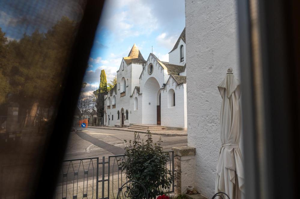 Dea Luxury Casa Vacanze- Zona Chiesa A Trullo - Alberobello Kültér fotó
